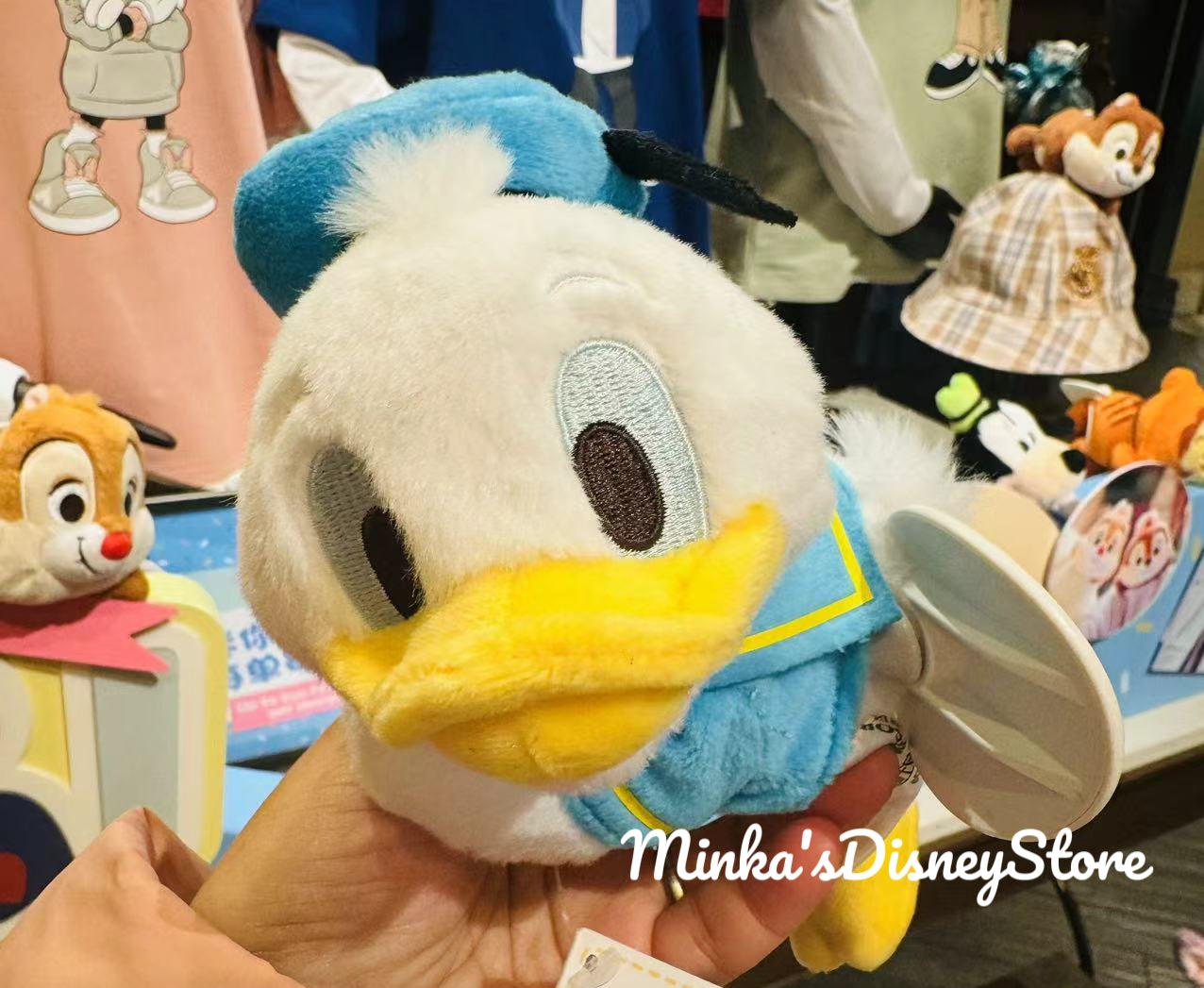 Shanghai Disneyland - Mini Pal Donald Duck Magnet Plush Shanghai Disneyland - Mini Pal Donald Duck Magnet Plush